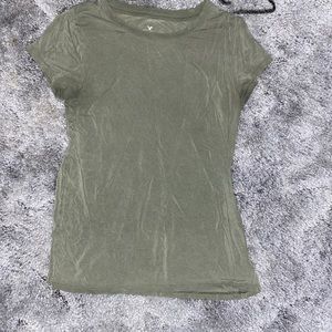 American Eagle tshirt.